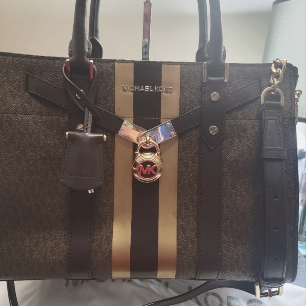 Michael Kors Nouveau Hamilton Large Logo and Leather Satchel